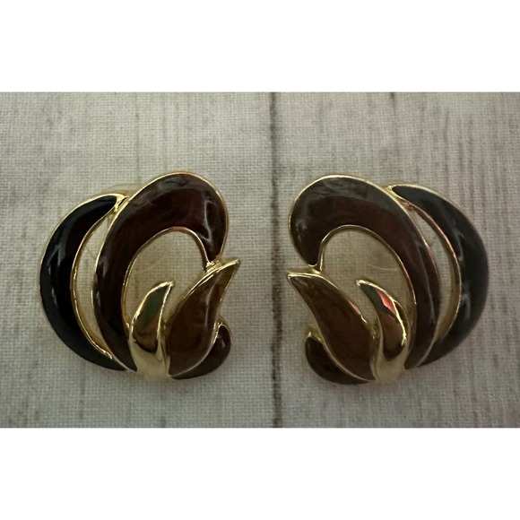 Trifari Vintage Goldtone Brown Multi Swirl Enamel Post Earrings 1 inch - Picture 3 of 7